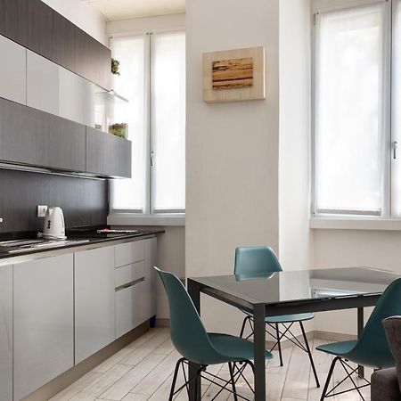 Spacious Retreat Steps From Lambrate Metro- Via Pacini Milaan Buitenkant foto